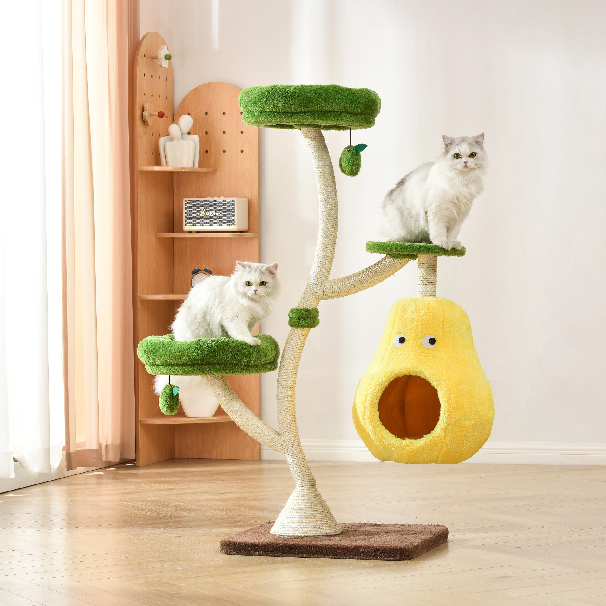 Michu Verde Solid Wooded Base Cat Tree