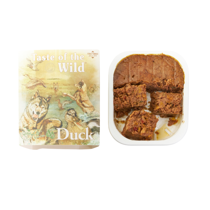 Taste of the Wild Duck and Chicken with Fruit and Vegetable Wet Dog Food Tray 390g x 7