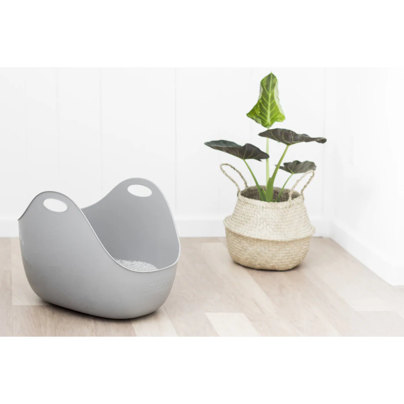 LitterLocker Cat Litter Box With Scoop Grey